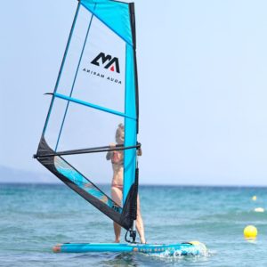 aqua-marina-blade-naduvnoy-wind-sup-dlya-vindserfinga-paluba